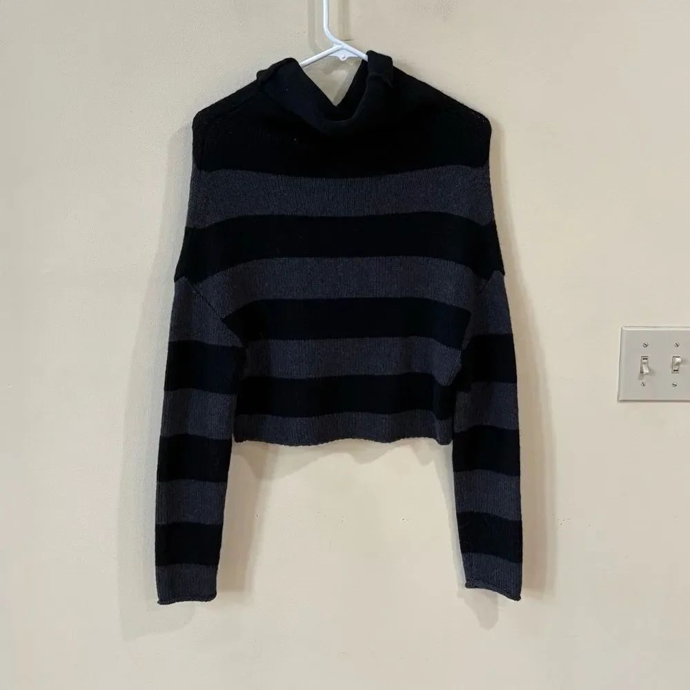 Vince Striped Sweater - Picture 4 of 5